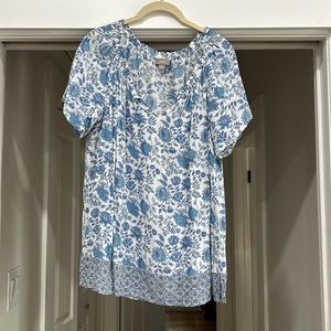 Blue floral short sleeve blouse